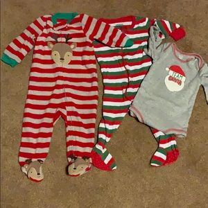 6 month Carter’s Christmas pajamas & onesie bundle